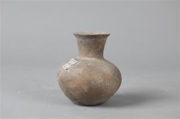 新石器时代大汶口文化灰陶壶