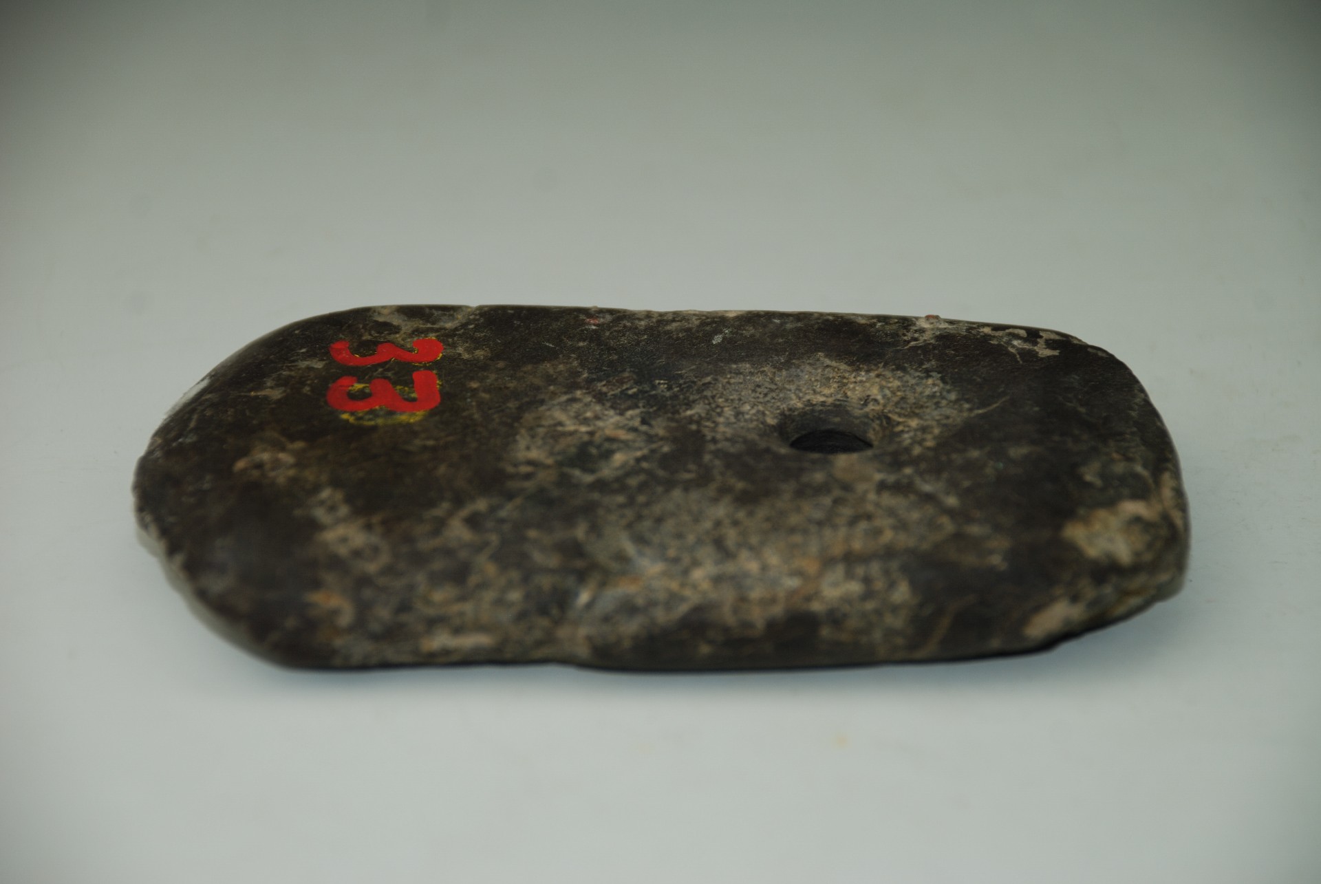 新石器时代单孔石钺